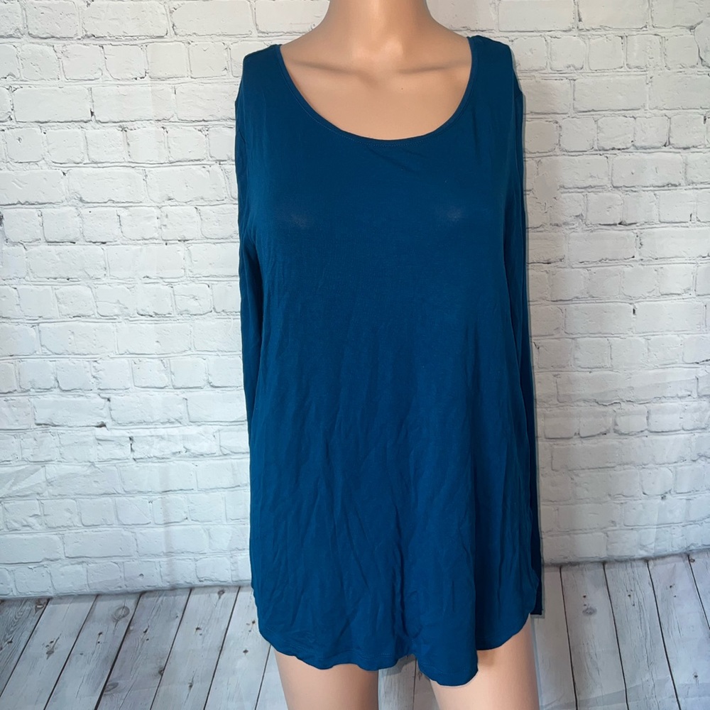 gap blue long sleeve shirt size M